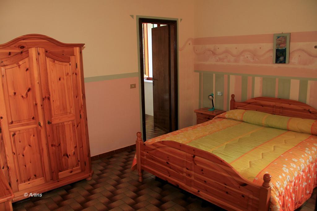 Agriturismo La Praduscella Фивиццано Экстерьер фото