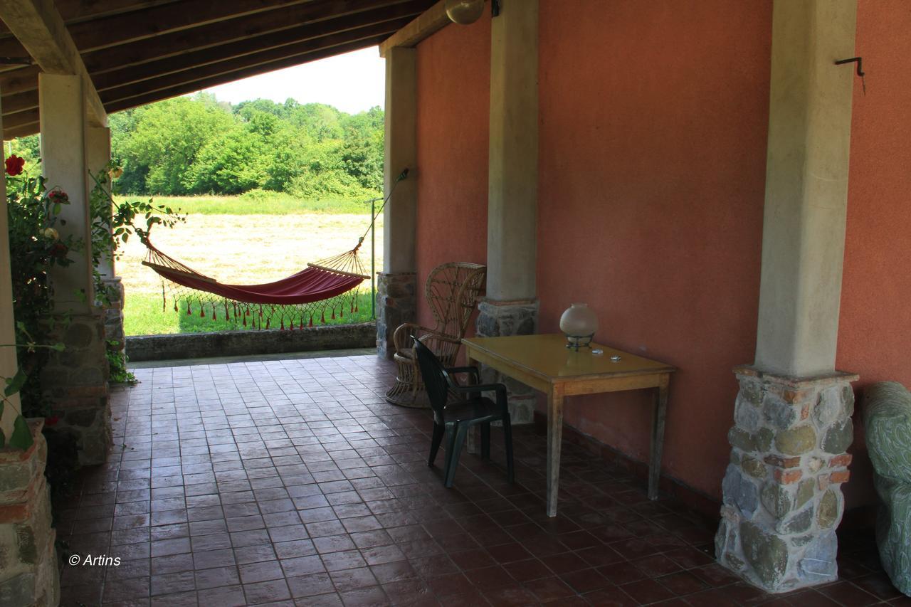 Agriturismo La Praduscella Фивиццано Экстерьер фото